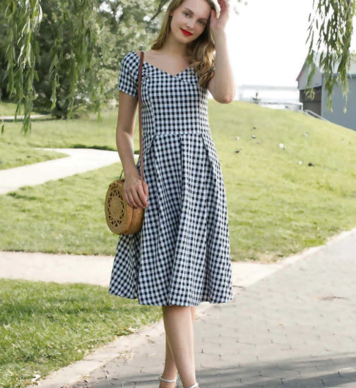 Black and white plaid short sleeve dress