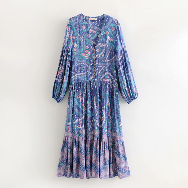 Color positioning dress