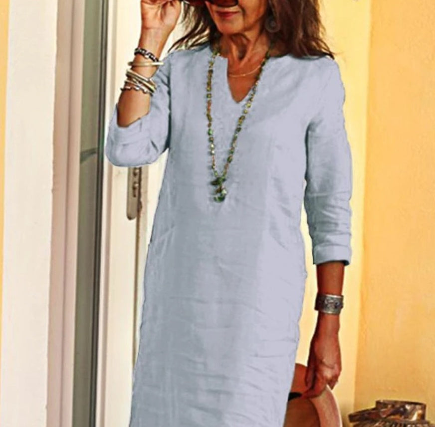Short sleeve U-neck mid-length dress