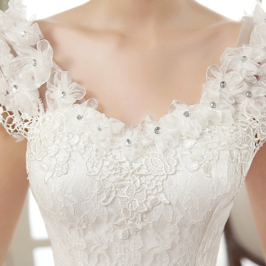 Spring Elegance Slim Fit Bridal Gown with Korean Lace Flower Details