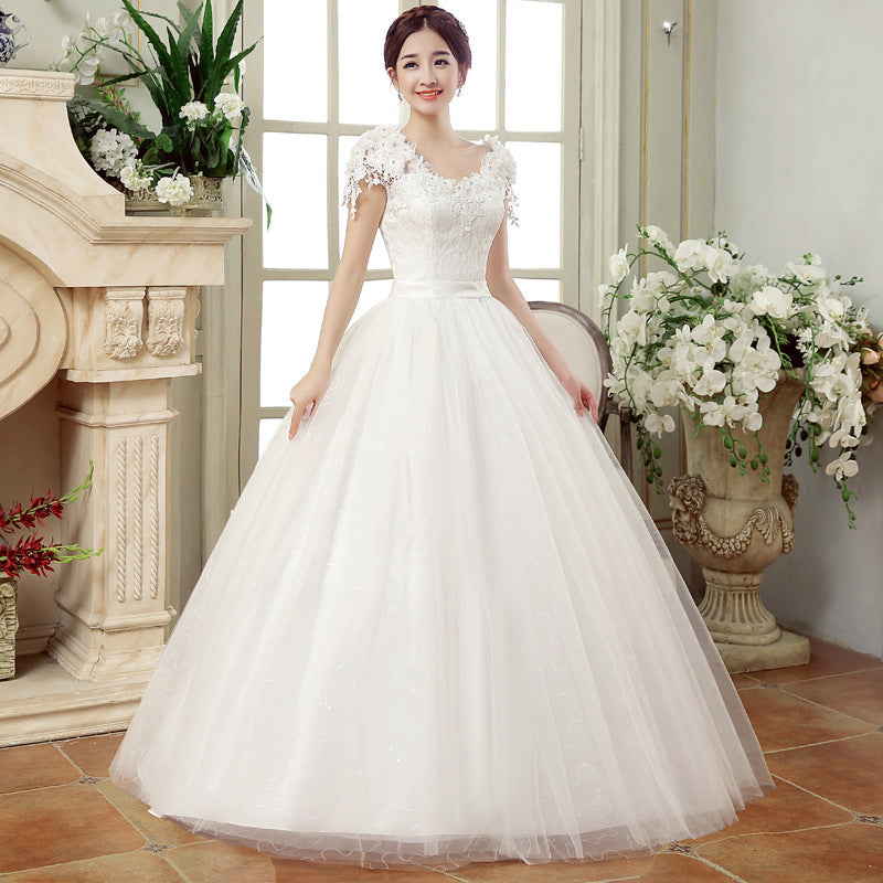 Spring Elegance Slim Fit Bridal Gown with Korean Lace Flower Details