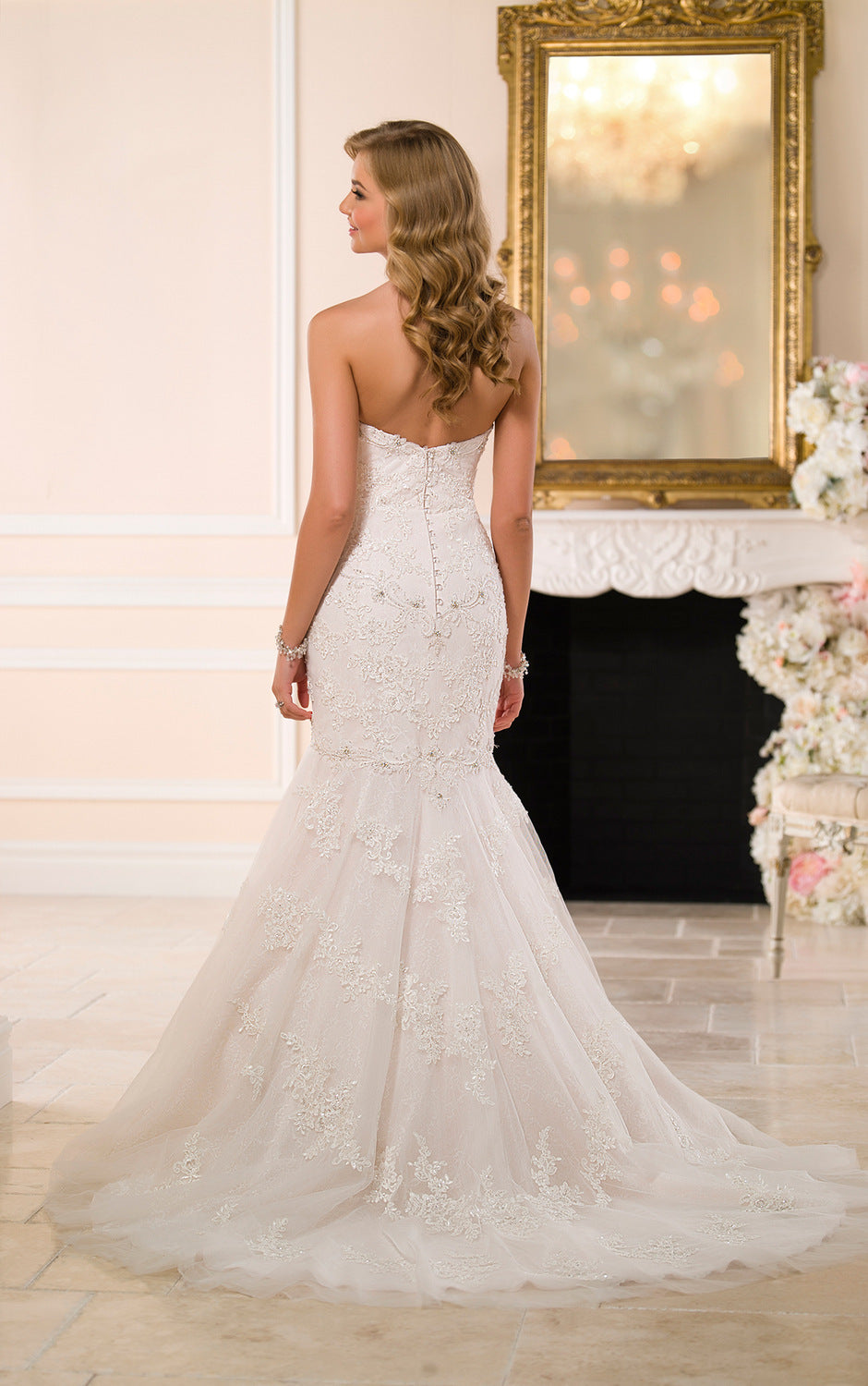 Trailing Lace Wedding Dress – Tube Top & Long Skirt wedding dress tube top lace wedding dress