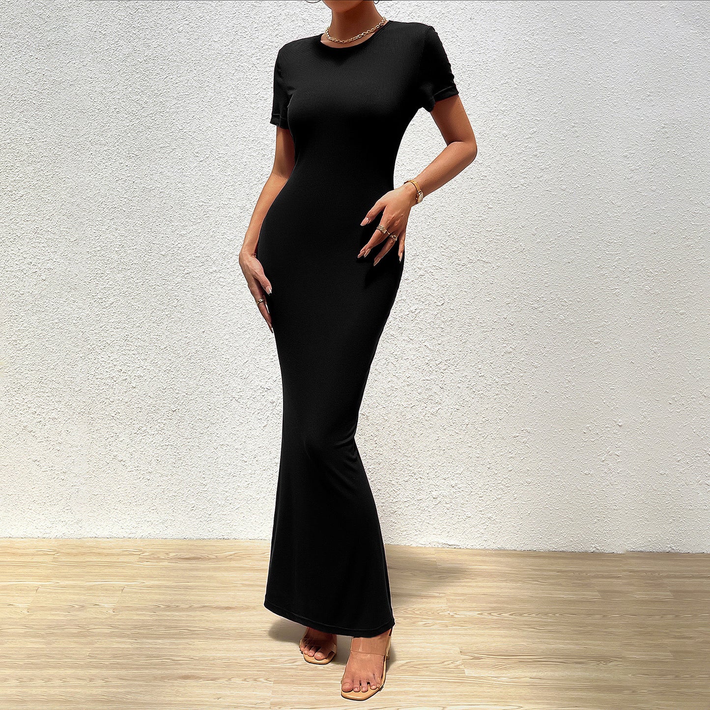 Elegant Solid Color Round Neck Short Sleeves Slim Dress