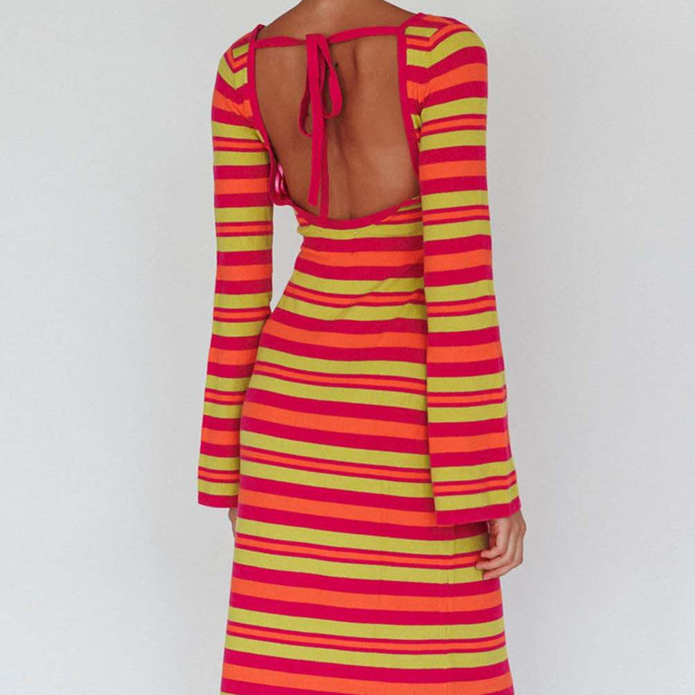 Fashionable Contrasting Backless Long Dress