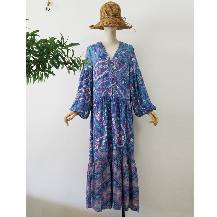 Color positioning dress