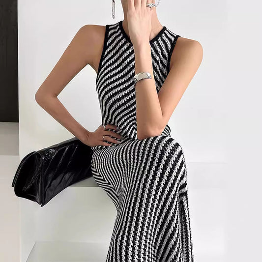 Summer High-grade Round Neck Striped Color Contrast Patchwork Sheath Slim Slimming Sleeveless Knitted Dress