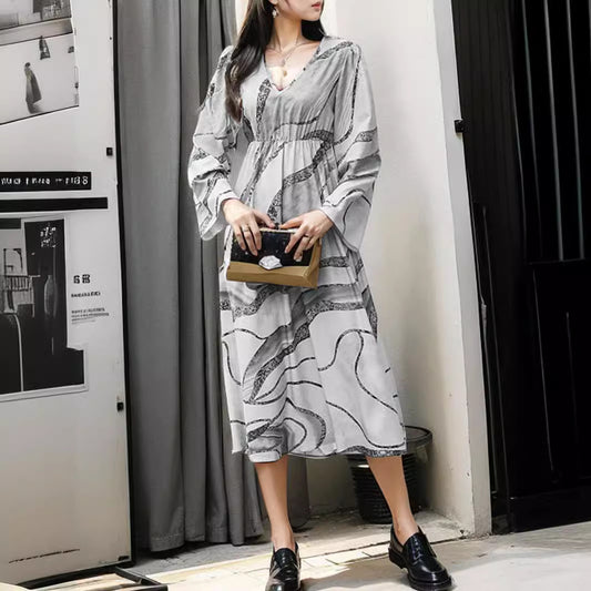Women's Fashion Positioning Printing V-neck Long-sleeve Dress